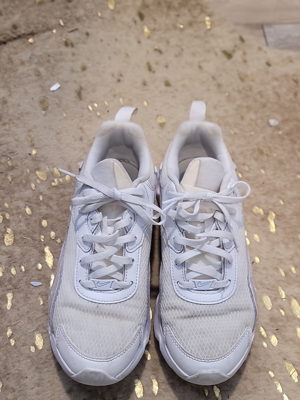Nike Ryz 365 Sneakers